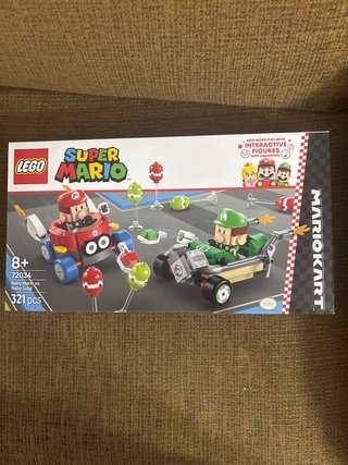 LEGO Super Mario Kart: Bebé Mario vs. Bebé Luigi