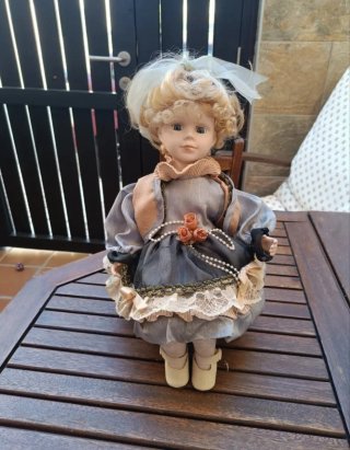 Muñeca Porcelana Vintage Años 70