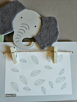 Lavagna settimanale con elefante