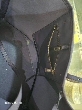 Bolso Michael Kors Morado y Dorado