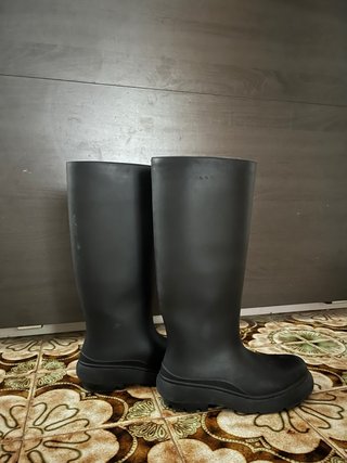 Botas de lluvia negras