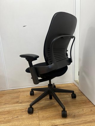 Steelcase Leap V2 (modelo de sala de exposición)
