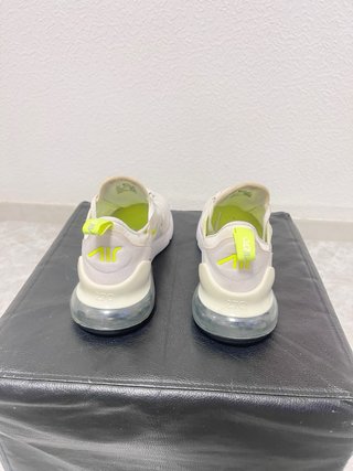 Nike Air Max 270 Talla 42 Blancas y Amarillas