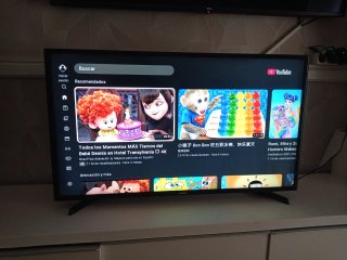 Televisor  de 40 pul Samsung Negro