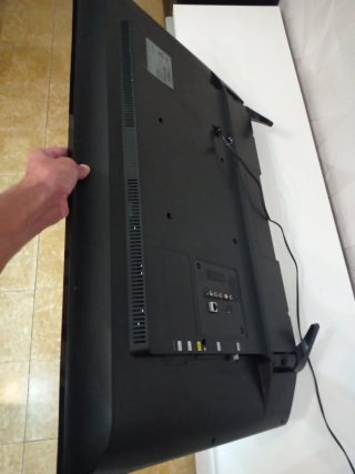 Televisor  de 40 pul Samsung Negro