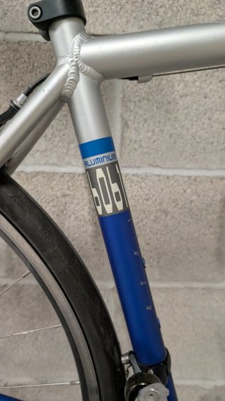 Bicicleta de carretera Btwin 6061