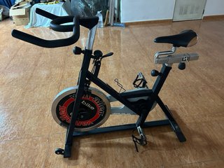 Bicicleta Estática de Spinning