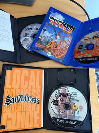 Lote de 4 Consolas PlayStation 2 (PS2) y juegos