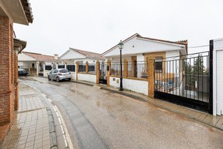 Chalet en venta en Huétor Vega