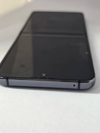 Samsung Galaxy Z Flip5 Negro PIEZAS