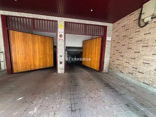 Garaje en alquiler en Centro en Logroño