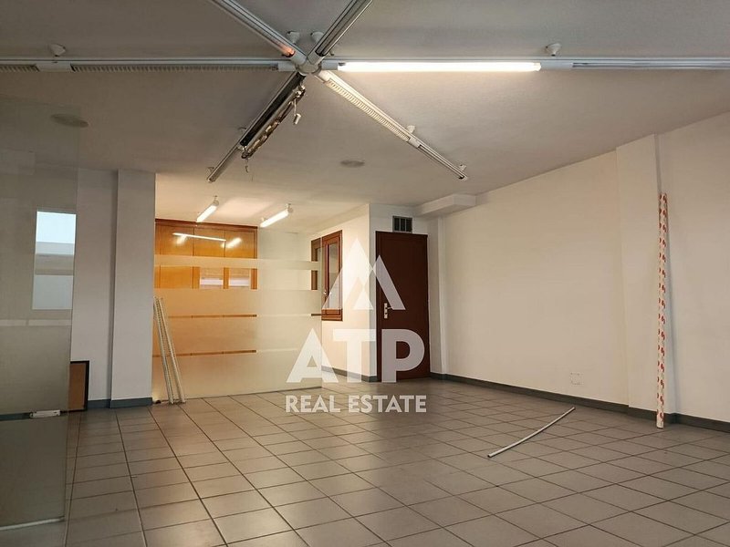 Commercial premises for rent in Santa Coloma, Andorra la Vella · 3 of 6