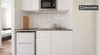 Estudio en alquiler en El Raval en Barcelona