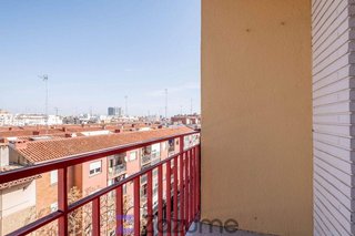 Piso en alquiler en La Bozada – Parque Delicias en Zaragoza