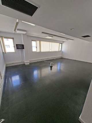 Oficina en alquiler en Les Corts en Barcelona