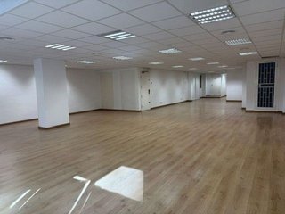 Oficina en alquiler en La Maternitat i Sant Ramon en Barcelona