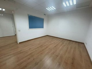 Oficina en alquiler en La Maternitat i Sant Ramon en Barcelona