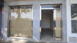 Local comercial en alquiler en San José - Varela en Cádiz
