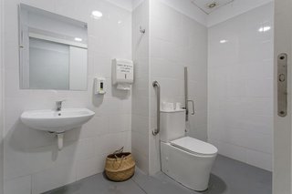 Oficina en alquiler en Sants-Badal en Barcelona