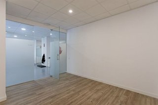Oficina en alquiler en Sants-Badal en Barcelona