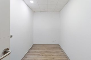 Oficina en alquiler en Sants-Badal en Barcelona