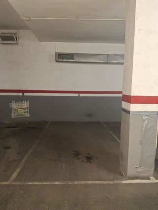 Garaje en alquiler en La Plana en Esplugues de Llobregat