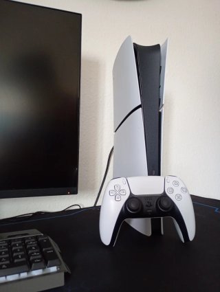 Consola PS5 Digital CON FACTURA Y 5 MESES DE USO!✅