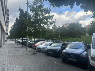 Local comercial en alquiler en Lezkairu en Pamplona