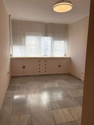 Piso en alquiler en Zona Bahía Blanca en Cádiz