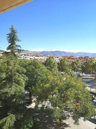 Piso en venta en Camino de Ronda - Rosaleda en Granada