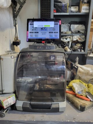 Máquina corte llaves Futura Auto