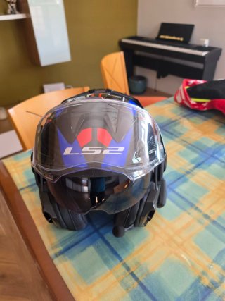 Casco de moto LS2 nuevo