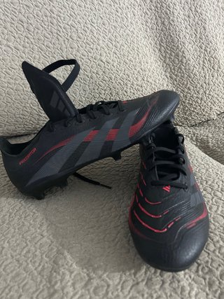 Botas de fútbol Adidas Predator Talla 44