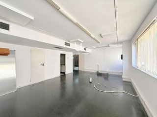 Oficina en alquiler en Les Corts en Barcelona
