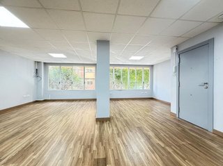 Local comercial en alquiler en Benalúa en Alicante