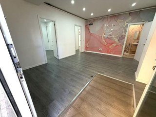 Local comercial en alquiler en Carranque - Haza Cuevas en Málaga