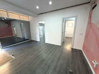 Local comercial en alquiler en Carranque - Haza Cuevas en Málaga