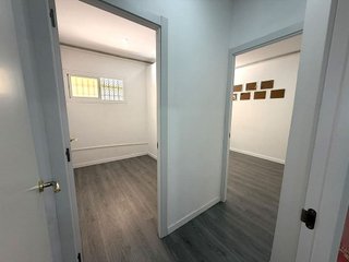 Local comercial en alquiler en Carranque - Haza Cuevas en Málaga