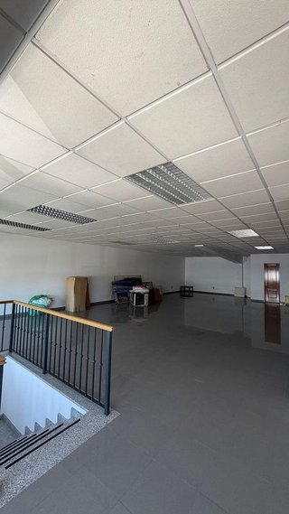 Local comercial en alquiler en Polígonos - Recinto Ferial Cortijo de Torres en Málaga