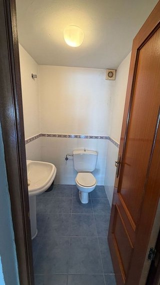 Local comercial en alquiler en Polígonos - Recinto Ferial Cortijo de Torres en Málaga