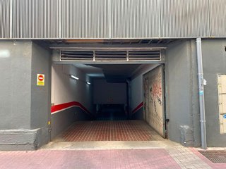 Garaje en alquiler en Pº Zorrilla - Cuatro de Marzo en Valladolid