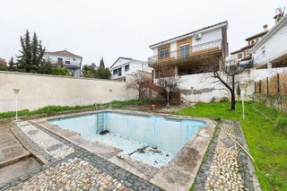Chalet en venta en Huétor Vega