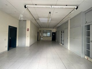 Local comercial en alquiler en Cascajos - Piqueras en Logroño