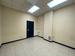 Local comercial en alquiler en Cascajos - Piqueras en Logroño
