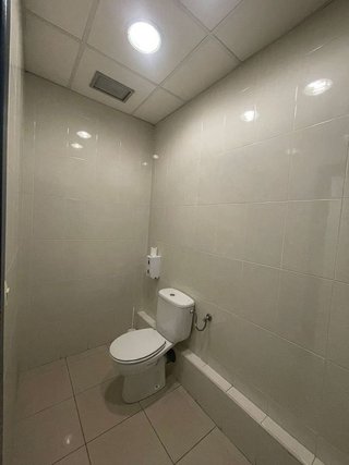 Local comercial en alquiler en Cascajos - Piqueras en Logroño