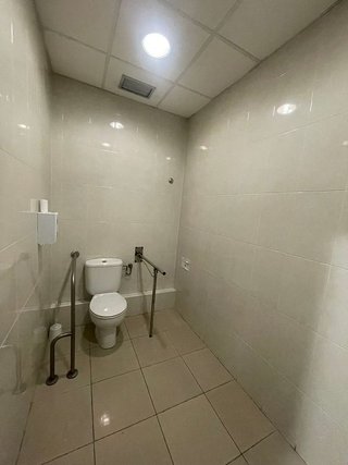 Local comercial en alquiler en Cascajos - Piqueras en Logroño