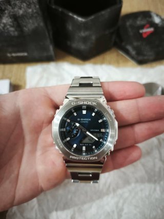 Reloj Casio G-Shock GM-2110D