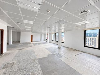 Oficina en alquiler en La Dreta de l'Eixample en Barcelona