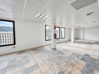 Oficina en alquiler en La Dreta de l'Eixample en Barcelona