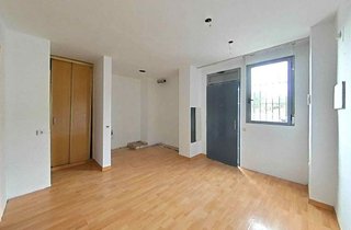 Piso en venta en Orcasitas en Madrid